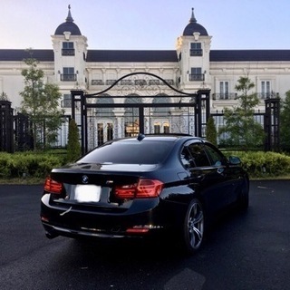 BMW320iターボ　F30スポーツ ブラックサファイア　サンルーフ　車検長　の画像