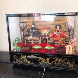 ひな人形差し上げます。