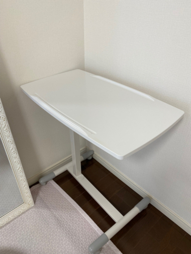 【美品】サイドテーブル　ホワイト