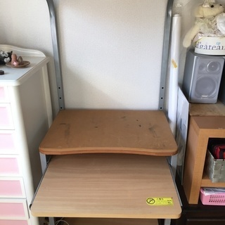パソコン机