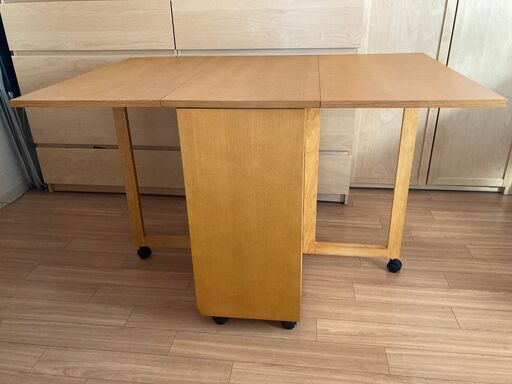 【ほぼ新品・未使用】バタフライテーブル