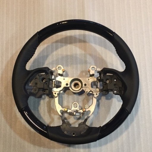 プリウス50系スポーツステアリング