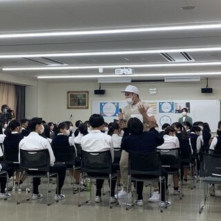 日本語・英語を活かしたい人、大歓迎です/ People who want to make the most of their Japanese and English are very welcomeの画像