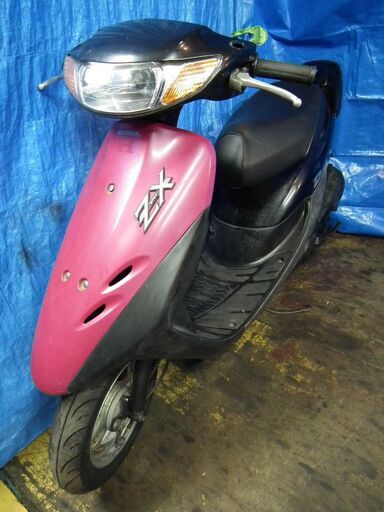 ライブDio(AF34)<ZX風>後期・パワフルな２スト原付・走ります