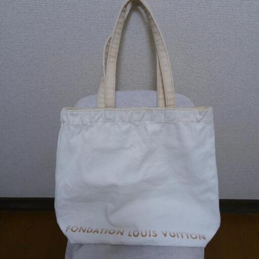 ルイヴィトン美術館限定トートバック