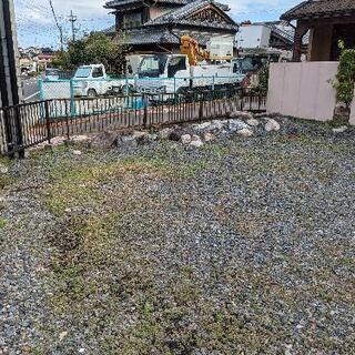 庭石差し上げます。