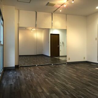 南堀江★ヨガ・ダンスができるレンタルスタジオULTRA！桜川駅西大橋駅8分 西長堀駅6分★TikTok Youtube 、ネットショップ人物撮影、動画写真フォトスタジオ！ - その他