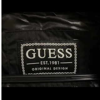 【お譲り先決定❗️】お譲り致します(*ᴗ͈ˬᴗ͈)guess ゲス ダウンジャケットの画像