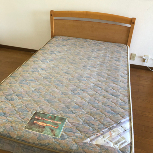 米国シェアNO１　シーリーのベッド　（セミダブル）