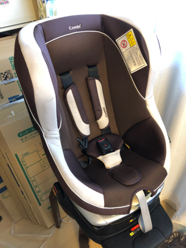 コンビ　チャイルドシート　ラクティアターン　値下げ中