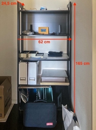 木製の棚