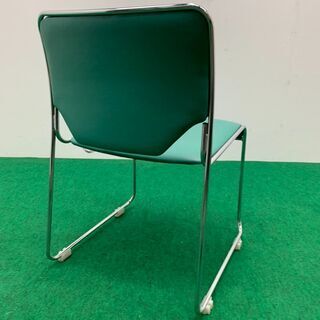 中古 oliver スタックチェア 複数在庫あり 龍ヶ崎倉庫の画像