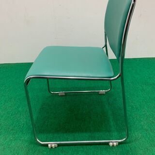 中古 oliver スタックチェア 複数在庫あり 龍ヶ崎倉庫の画像