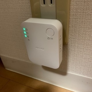  バッファロー　WEX-733DHP 無線LAN中継器の画像