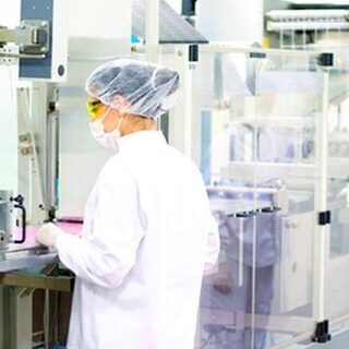 印刷インキの製造、軽作業/日勤専属/土日休み/TOK210301-1
