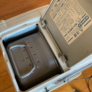 石油ストーブ(ファンヒーター)の画像