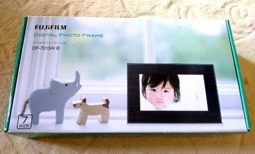 【美品】デジタルフォトフレーム★FUJIFILM　DP-701SH ブラック