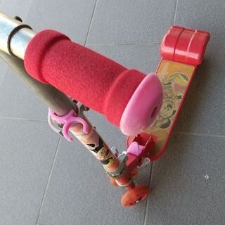 ミニー ディズニー　MINNIE MOUSE キックスケーターの画像