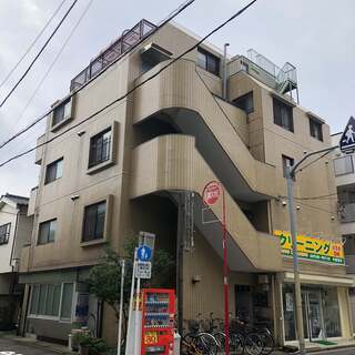 女性限定シェアハウス。板橋区役所前駅徒歩7分。完全個室で、全５室...