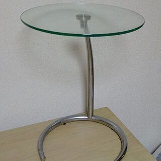 ガラス台