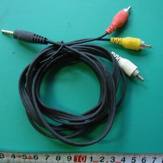 ＡＶケーブルＲＣＡ＆３極プラグコードの画像