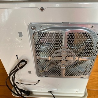 石油ファンヒーターの画像