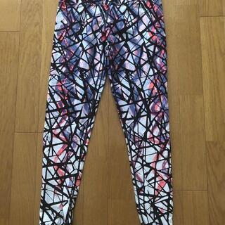 Calvin Klein スポーツタイツ2着（中古）
