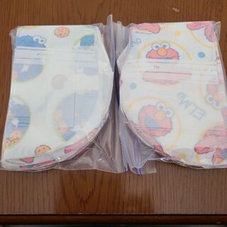 使い捨てよだれかけの画像