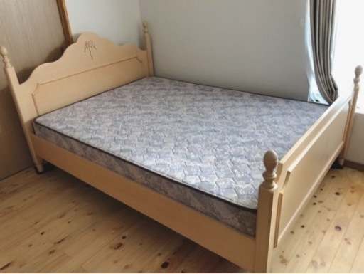 リンホーリン　セミダブルベッド　フレーム