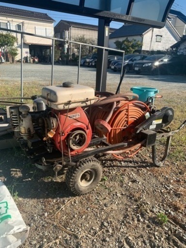 動力噴霧器！古いけど調子抜群！