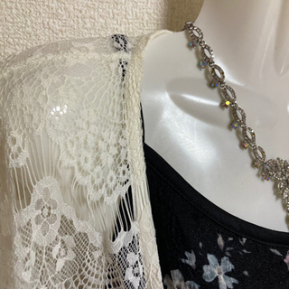 最終値下げ 新品✨デザインレース✨ロングカーディガン❤️✨Lサイズの画像