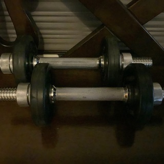 ダンベル　4.9kg×2個！