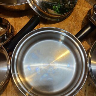 【美品】アムウェイ　クィーン　セット　フライパン　ステンレス【送料無料】 アムウェイ クィーン 大フライパン&シチューパン セット クィーン 4L