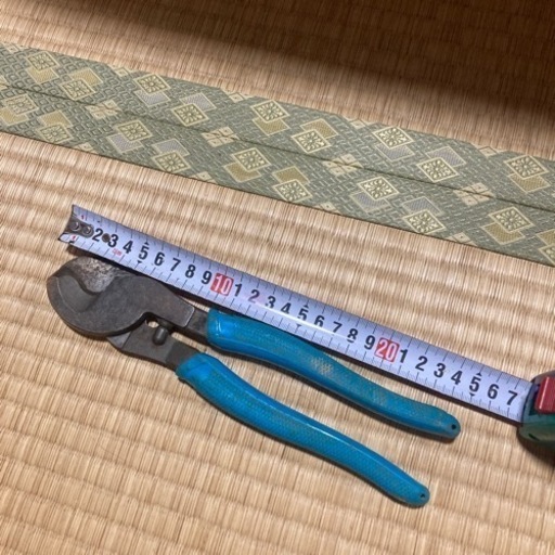 ケーブルカッター　(中古品)