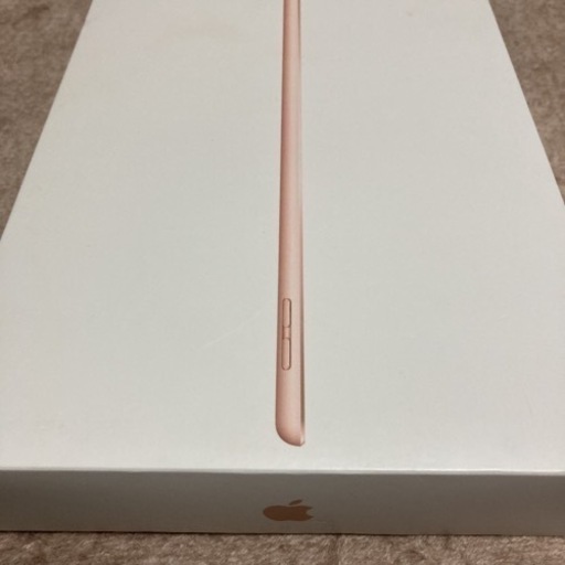 iPad 7Wi-Fiセルラー◯判定新品同様SIMロック解除済付属品込み★Wi-Fiセルラーキャリアモデル第7世代 iPadほぼ未使用美品❤︎残債無し⭐︎SIMロック解除済SIMフリー❤︎ネットワーク利用制限可能◯ずっと使っていられる安全で安心のAppleiPadタブレット端末セット(*'ω'*)正規品(^_^) iPad7世代Wi-Fiセルラー⭐︎３２㎇⭐︎ゴールド⭐︎SIMロック解除済み✩.*˚SIMフリー端末꙳★*ﾟ未使用美品♥人気♥iPad7世代☆*。専用の別売りケース付♥