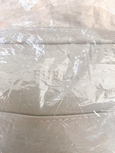 新品、未使用品　FURLAポーチ