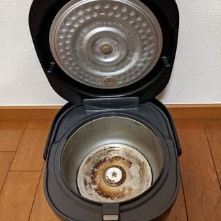 炊飯器の画像