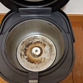 炊飯器の画像