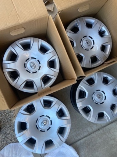 ほぼ新車外しハイエース用純正鉄ホイールスチール4本 キャップ+ナット