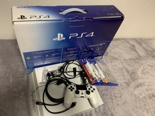 PS4 CUH-1100A B02 ソフト付きで売ります