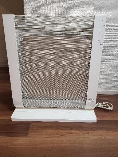 Electrolux 遠赤外線パネルヒーター EPH912