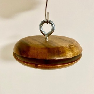 【蚊取り線香ホルダー】　アカシア　キャンプ　ハンドメイドの画像