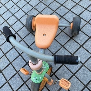 三輪車　西松屋