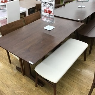 KJ-52【ご来店頂ける方限定】ベンチダイニング4点セット　ウォールナット材