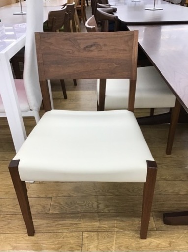 KJ-52【ご来店頂ける方限定】ベンチダイニング4点セット　ウォールナット材