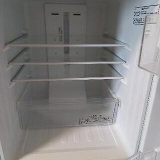 冷蔵庫の画像
