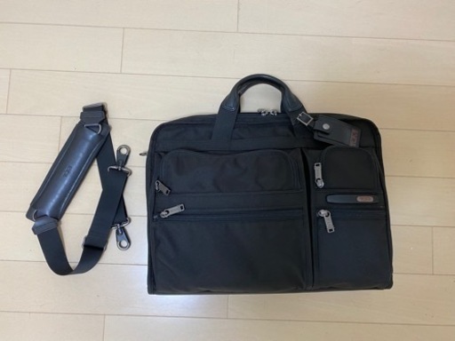 TUMI ビジネスバッグ