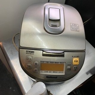 冷蔵庫、電子レンジ、の画像
