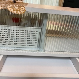 カウンター上収納ケースの画像