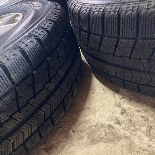 ?195/65R15 6分山スタッドレスタイヤ&アルミセット